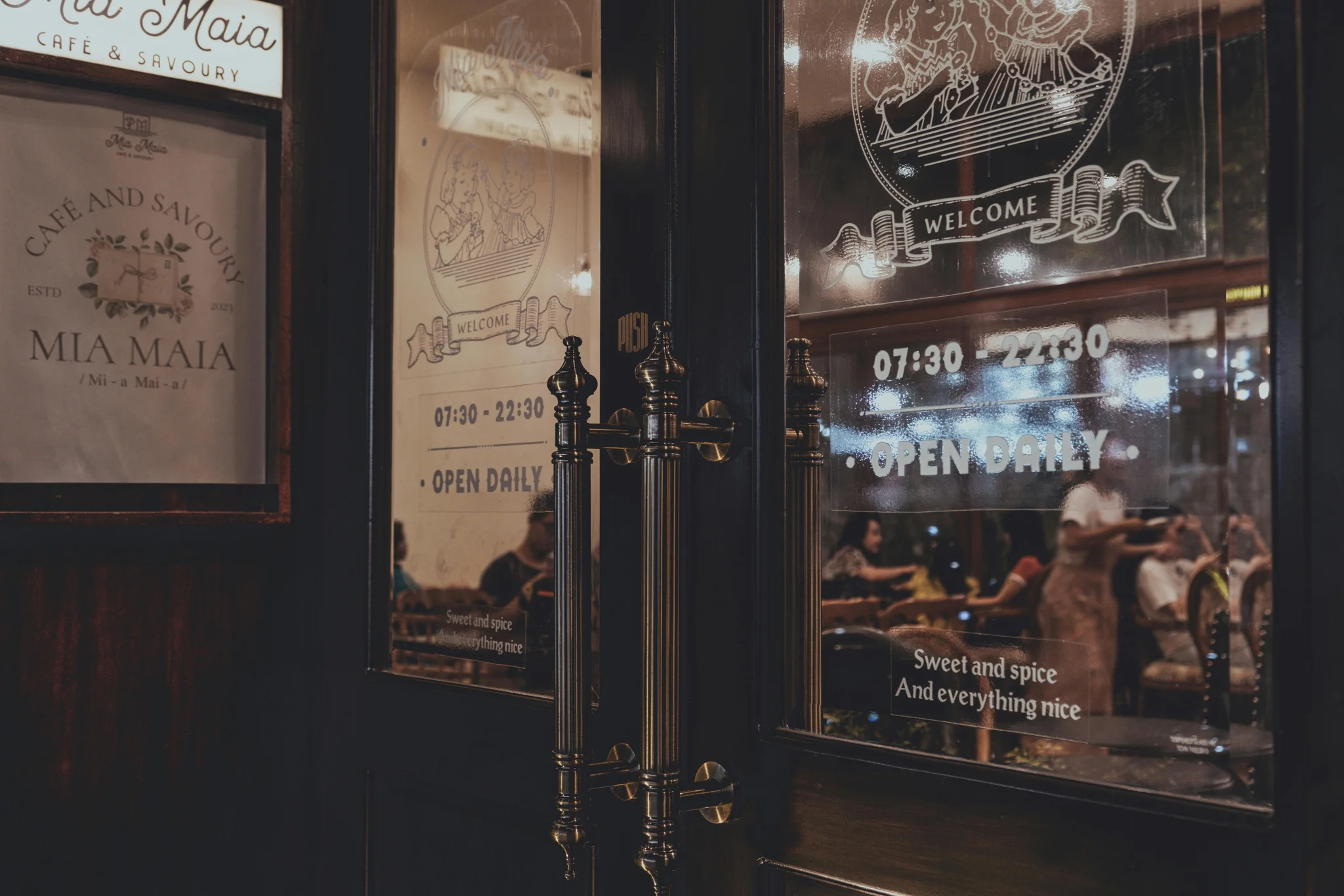 Restaurant customer service experience